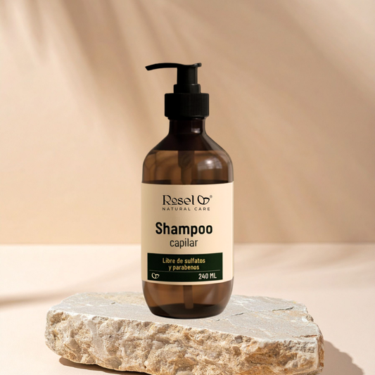 Shampoo para Cabello Lacio: Brillo 24 Horas, Queratina y Control de Frizz (240 ml)
